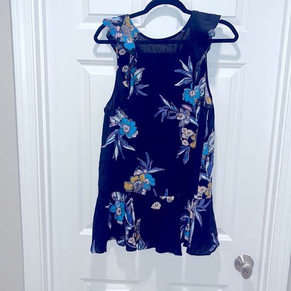 Free People Summer in Tulum Tunic Medium black floral ruffled linen BOHO top - Picture 2 of 9
